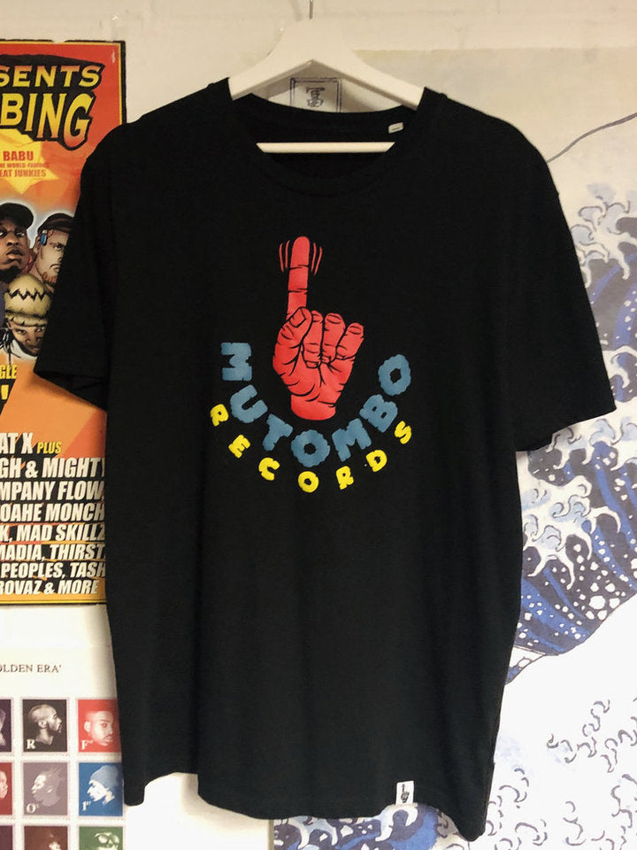 T-shirt schwarz / Mutombo Records Logo 3-farbig - SOLD OUT